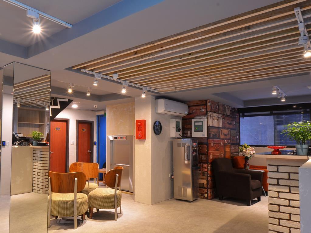 Galaxy Mini Inn Taipei Exterior photo