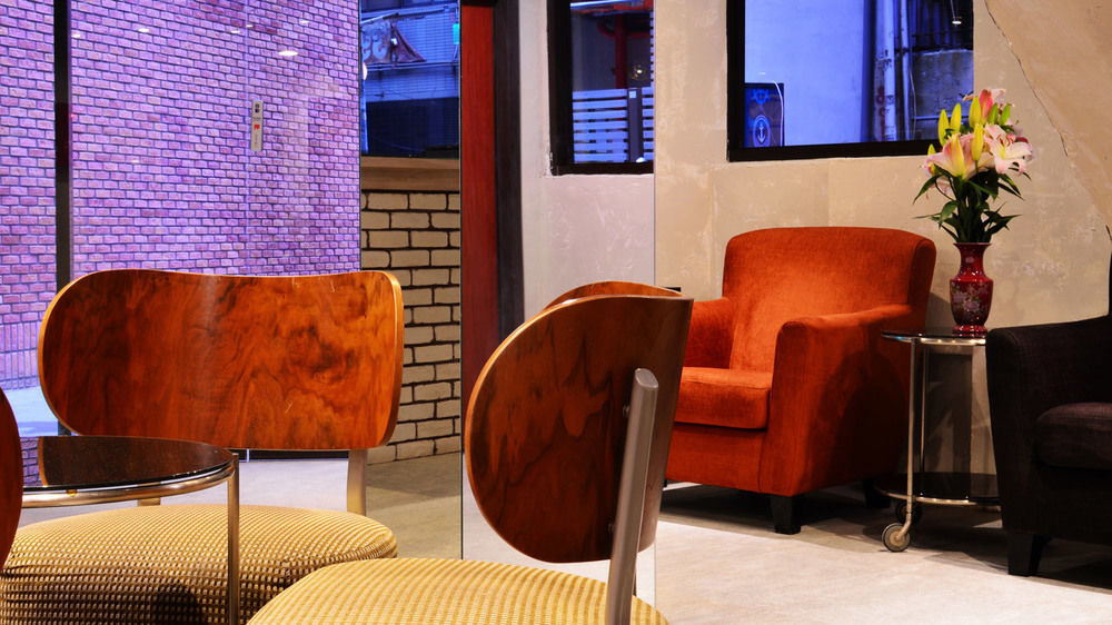 Galaxy Mini Inn Taipei Exterior photo